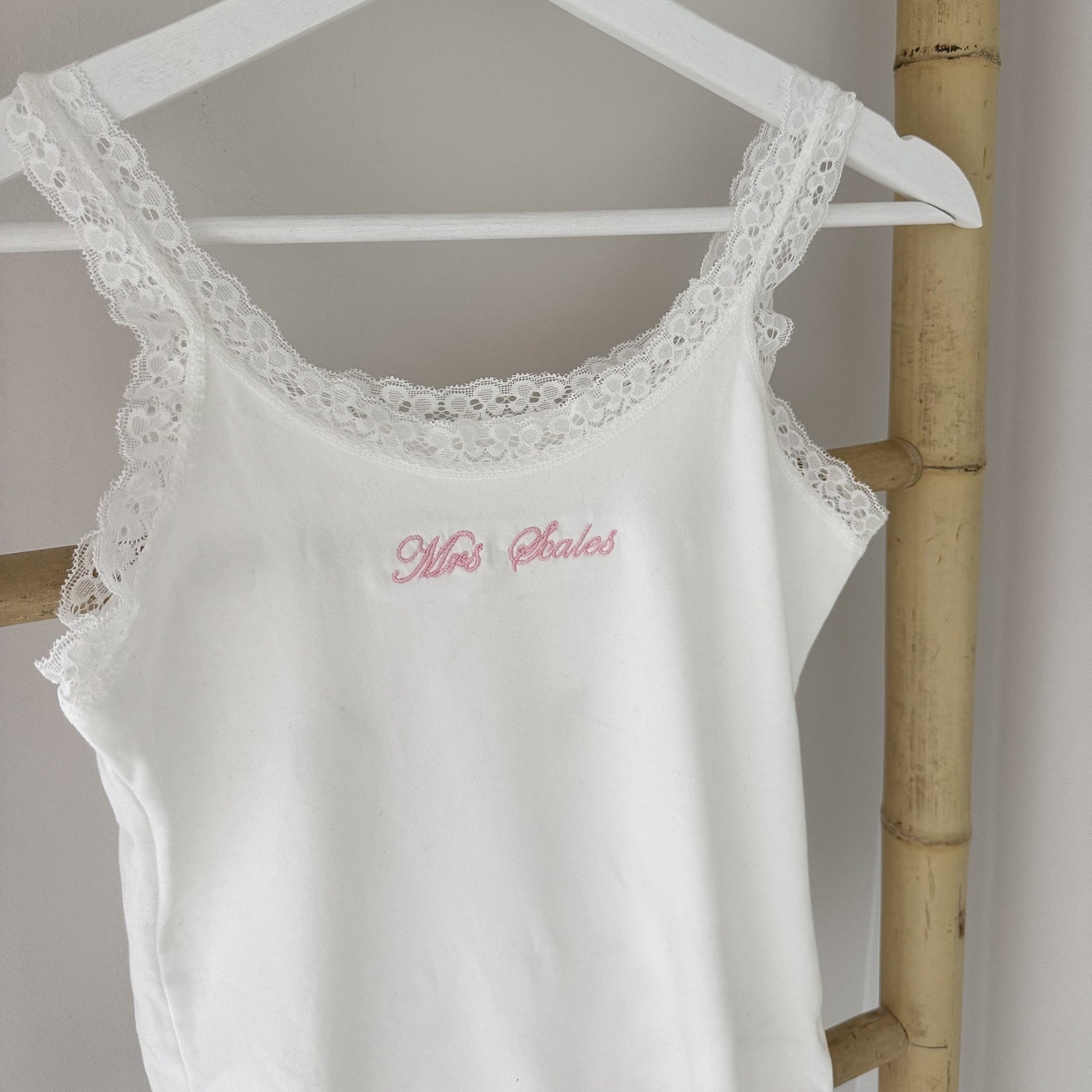 white bride vest 
